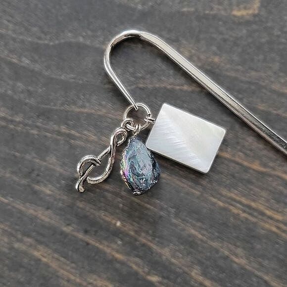 Vtg MOP & abalone silver tone metal charm bookmark - Picture 3 of 11